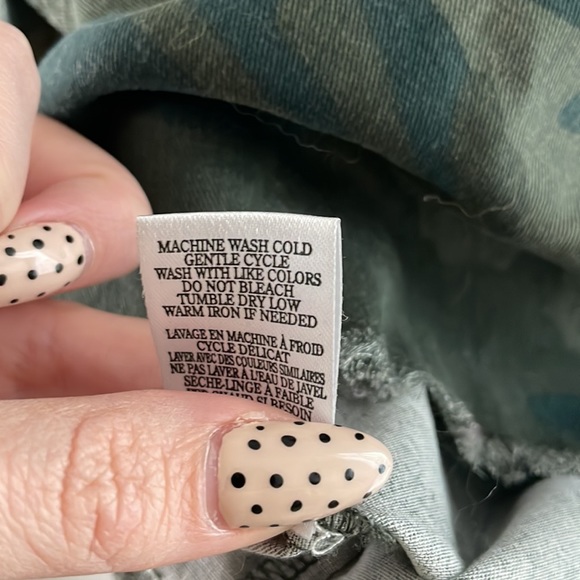 Rag Poets Cropped Camo Shirt - Picture 6 of 8